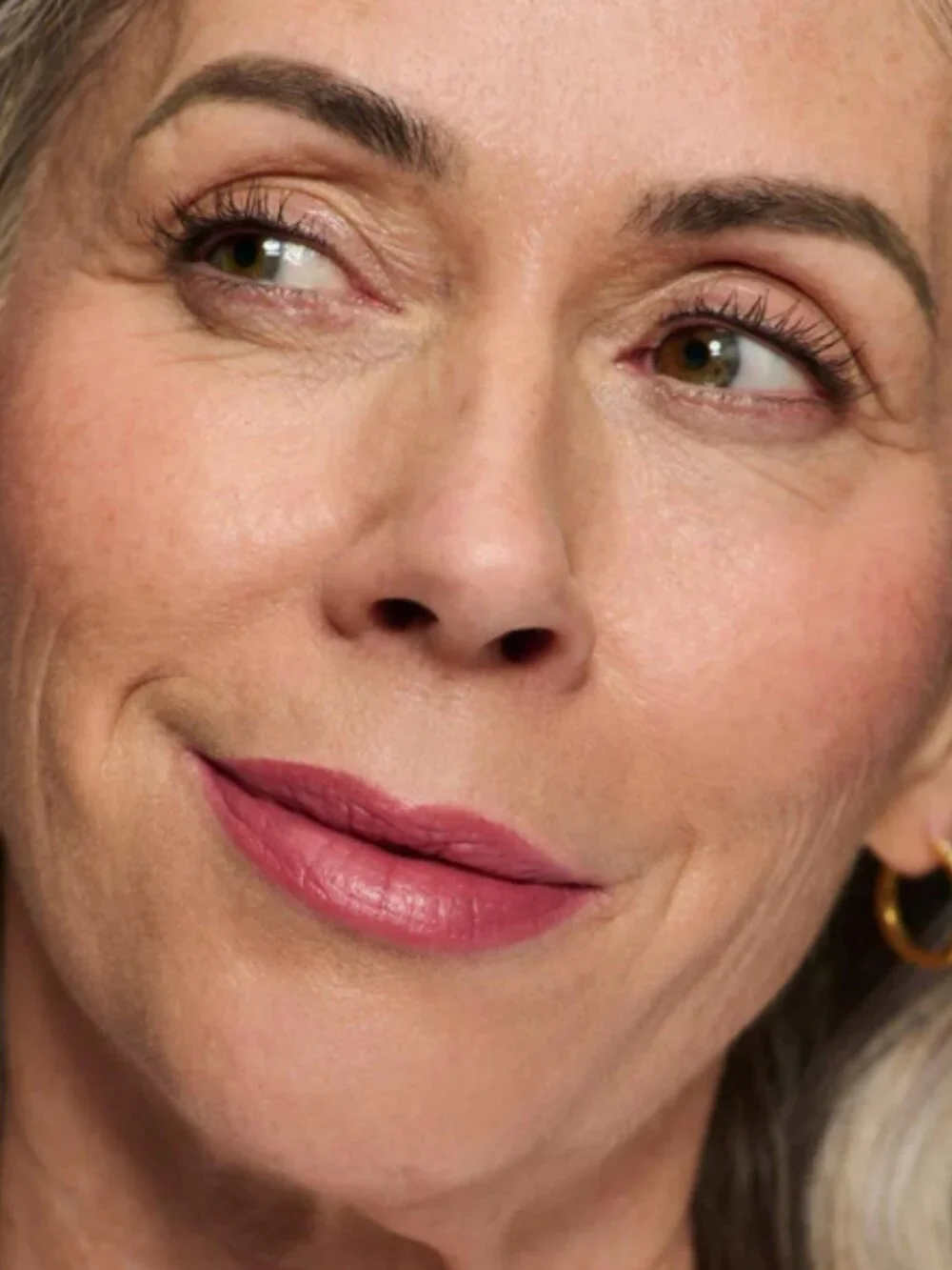 No Makeup Makeup Crème Classic Lipstick in Plum 01